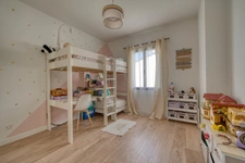 Maison à vendre 4 chambres - 1 bureau - 6 pièces ECHILLAIS (17)