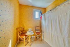 Maison de plain-pied de 135 m² à vendre - 4 chambres - 1 bureau - 7 pièces TONNAY CHARENTE (17)