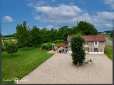 Maison 7 pièces 4 chambres en pierre Beaux volumes, grand terrain, fort potentiel à SAINT ANTOINE DE BREUILH (24)