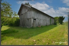 Maison avec dépendances à rénover à vendre 5 pièces 2 chambres à SAINT PIERRE D'EYRAUD en Dordogne (24)