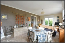 Maison familiale rénovée avec appartement indépendant proche de la Dordogne à vendre 9 pièces PINEUILH (33)