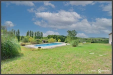 Maison en pierre de charme avec piscine 4 chambres en Gironde isolée dans un cadre rare et privilégié
