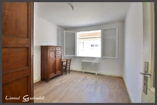 Maison à vendre 5 pièces deux chambres Garage et terrasse au cœur de la Bastide de SAINTE FOY LA GRANDE (33)