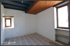 Ensemble deux maisons à rénovées en integralité à vendre avec terrain sur la communes  LIGUEUX (33)