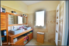 Maison à vendre 8 pièces 4 à 5 Chambres vue dominante sur la commune de Bonneville et Saint Avit des Fumadières (24)