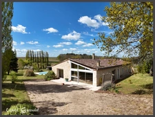 Maison en pierre de charme avec piscine 4 chambres en Gironde isolée dans un cadre rare et privilégié
