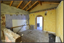 Ensemble deux maisons à rénovées en integralité à vendre avec terrain sur la communes  LIGUEUX (33)