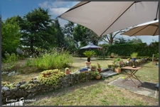 Maison familiale rénovée avec appartement indépendant proche de la Dordogne à vendre 9 pièces PINEUILH (33)