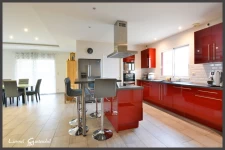 Maison à vendre 3 chambres dans un cadre champêtre à SAINT PIERRE D'EYRAUD (24)