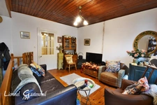 Immeuble rénové avec local commercial sur la commune de Sainte Foy la Grande (33)
