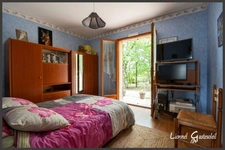 Maison à vendre de plain pied 3 chambres garage et grange sur 1.5ha à Fraisse en Dordogne   (24)