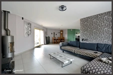 Maison à vendre 3 chambres, de plain-pied, garage et panneaux solaires sur un grand terrain plus de 3500m2 près de Bergerac (24)