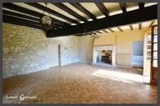 Maison en pierre avec parc de 3 ha et vue dominante à vendre à SAINT QUENTIN DE CAPLONG (33)