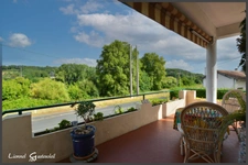Maison familiale rénovée avec appartement indépendant proche de la Dordogne à vendre 9 pièces PINEUILH (33)