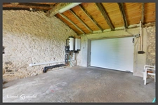 Maison en pierre avec parc de 3 ha et vue dominante à vendre à SAINT QUENTIN DE CAPLONG (33)