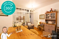 Immeuble rénové avec local commercial sur la commune de Sainte Foy la Grande 