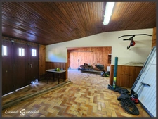 Maison à vendre de plain pied 3 chambres double garage et piscine sur la commune de  PINEUILH (33)