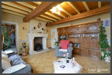  Maison en pierre au bord de la Dordogne à vendre– Proche Saint-Émilion  à VIGNONET (33)