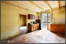 Maison en pierre avec grange à vendre 4 pièces A rénover à SAINT AVIT SAINT NAZAIRE (33)