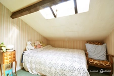 Maison à vendre 6 pièces 3 chambres sur trois niveaux disposant de beaux volumes au calme, proche du centre-ville de Bergerac (24)