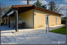 Maison Familiale à vendre 3/4 chambres sur un terrain arboré proche de Pineuilh à SAINT ANDRE ET APPELLES (33)