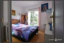Maison Familiale à vendre 3/4 chambres sur un terrain arboré proche de Pineuilh à SAINT ANDRE ET APPELLES (33)