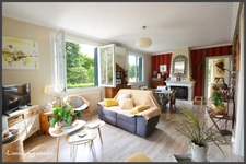 Maison familiale rénovée avec appartement indépendant proche de la Dordogne à vendre 9 pièces PINEUILH (33)