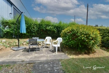 Maison à vendre 6 pièces 3 chambres sur trois niveaux disposant de beaux volumes au calme, proche du centre-ville de Bergerac (24)