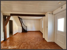 Maison à vendre 4 chambres avec jardin, parking sur la commune de Pineuilh proche de Sainte Foy la Grande (33)