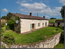 Maison en pierre avec parc de 3 ha et vue dominante à vendre à SAINT QUENTIN DE CAPLONG (33)