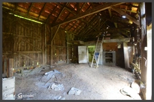 Maison avec dépendances à rénover à vendre 5 pièces 2 chambres à SAINT PIERRE D'EYRAUD en Dordogne (24)