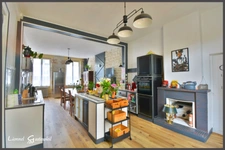Charmante Maison de Ville en Pierre avec Studio Indépendant et Jardin à Sainte-Foy-la-Grande