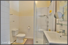 Charmante Maison de Ville en Pierre avec Studio Indépendant et Jardin à Sainte-Foy-la-Grande