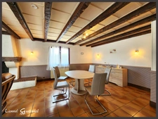 Maison à vendre de plain pied 3 chambres double garage et piscine sur la commune de  PINEUILH (33)