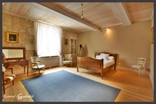 Maison de ville de caractère à vendre 3 à 4 chambres avec vue sur la Dordogne à SAINTE FOY LA GRANDE (33)