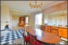 Maison à vendre 9 pièces d’environ 188 m² 7 chambres à Port-Sainte-Foy-et-Ponchapt (24)