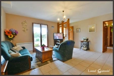 Maison à vendre de plain pied 3 chambres garage et grange sur 1.5ha à Fraisse en Dordogne   (24)