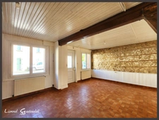 Maison à vendre 4 chambres avec jardin, parking sur la commune de Pineuilh proche de Sainte Foy la Grande (33)