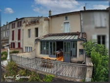 Maison de ville de caractère à vendre 3 à 4 chambres avec vue sur la Dordogne à SAINTE FOY LA GRANDE (33)
