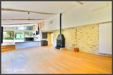 Maison en pierre de charme avec piscine 4 chambres en Gironde isolée dans un cadre rare et privilégié