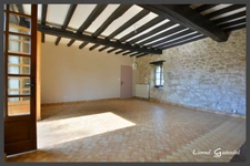 Maison en pierre avec parc de 3 ha et vue dominante à vendre à SAINT QUENTIN DE CAPLONG (33)