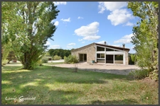 Maison en pierre de charme avec piscine 4 chambres en Gironde isolée dans un cadre rare et privilégié