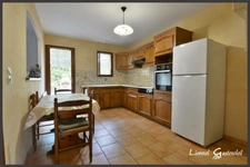 Maison à vendre de plain pied 3 chambres garage et grange sur 1.5ha à Fraisse en Dordogne   (24)