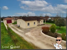 Maison à vendre 3 chambres dans un cadre champêtre à SAINT PIERRE D'EYRAUD (24)