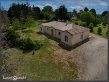 Maison à vendre de plain 3 chambres en bordure de le Dordogne sur la commune de PORT SAINTE FOY ET PONCHAPT (24)