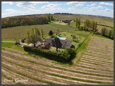 Maison en pierre de charme avec piscine 4 chambres en Gironde isolée dans un cadre rare et privilégié