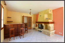 Maison à vendre de plain 3 chambres en bordure de le Dordogne sur la commune de PORT SAINTE FOY ET PONCHAPT (24)
