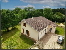 Maison à vendre 3 chambres dans un cadre champêtre à SAINT MEARD DE GURCON (24)