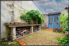 Maison à vendre 3/4 chambres à colombages au cœur de la bastide, idéale pour vivre ou investir à deux pas de la Dordogne à SAINTE FOY LA GRANDE (33)