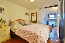 Immeuble rénové avec local commercial sur la commune de Sainte Foy la Grande 